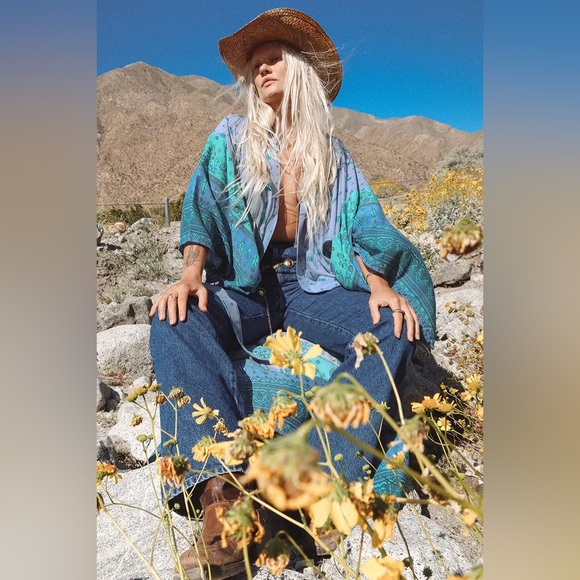 ♡ Early Days • OG Desert Wanderer Robe in Turquoise Dawn • OS - Picture 8 of 17